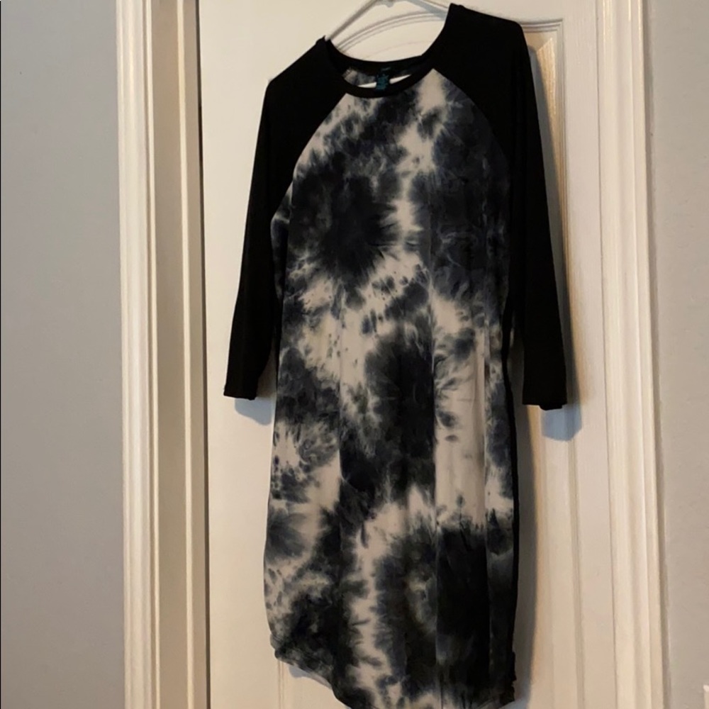 Black & White tye dye tunic